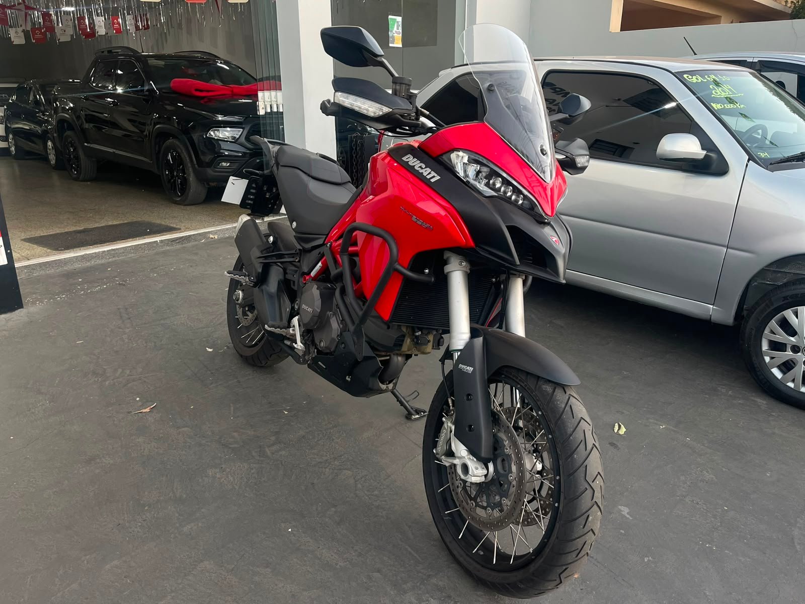 Ducati 950s