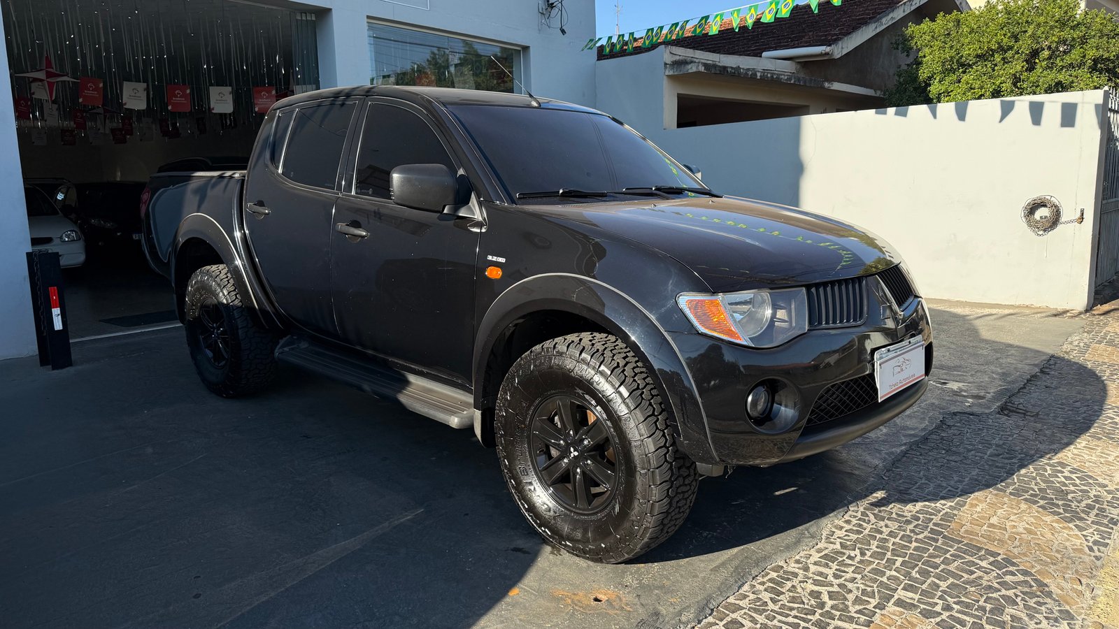 Mitsubishi L200