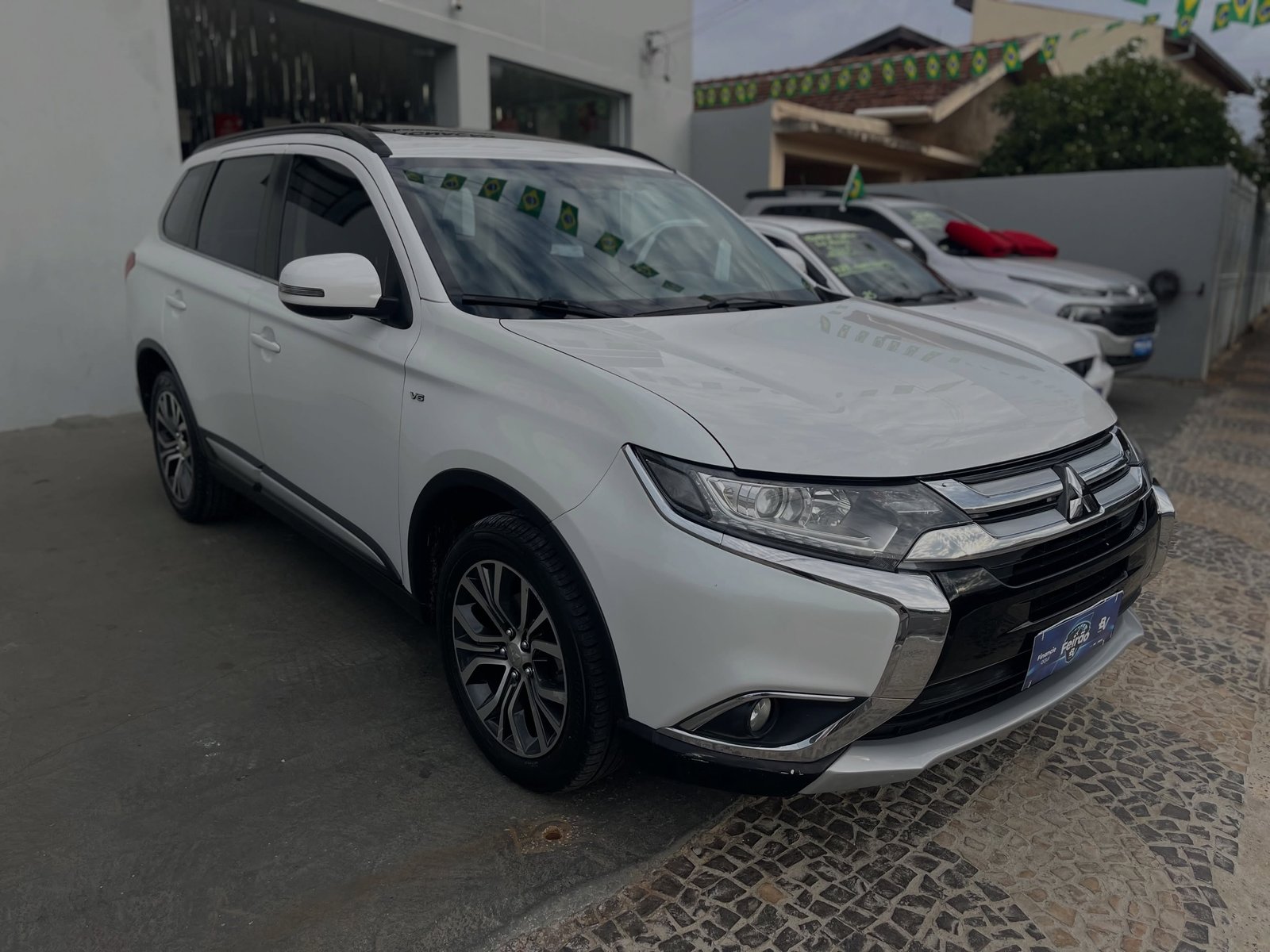 Mitsubishi Outlander 3.0 GT FLEX COMPLETO